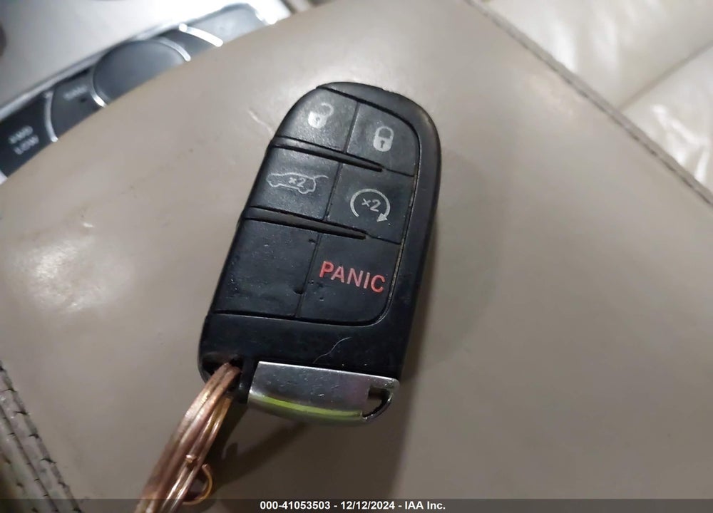 2015 JEEP GRAND CHEROKEE OVERLAND VIN: 1C4RJFCG4FC665975