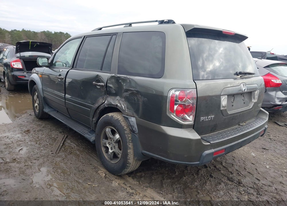 2006 HONDA PILOT EX-L VIN: 5FNYF185X6B024033