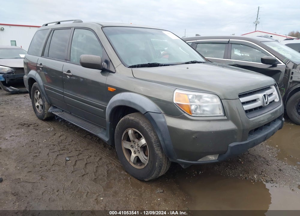 2006 HONDA PILOT EX-L VIN: 5FNYF185X6B024033