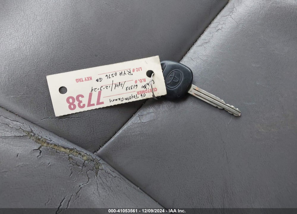 2006 TOYOTA CAMRY XLE V6 VIN: 4T1BF30K56U635223