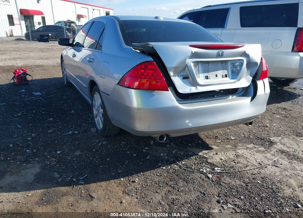 2007 HONDA ACCORD 3.0 EX VIN: 1HGCM66847A063075