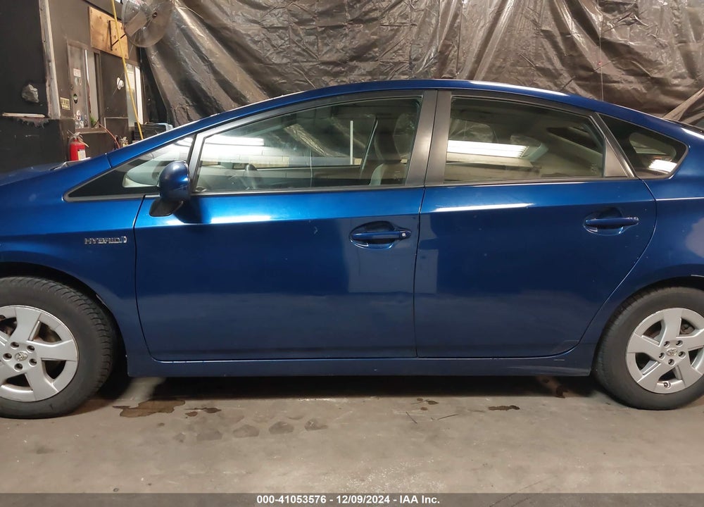 2010 TOYOTA PRIUS III VIN: JTDKN3DUXA0199083