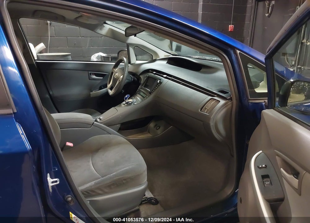 2010 TOYOTA PRIUS III VIN: JTDKN3DUXA0199083