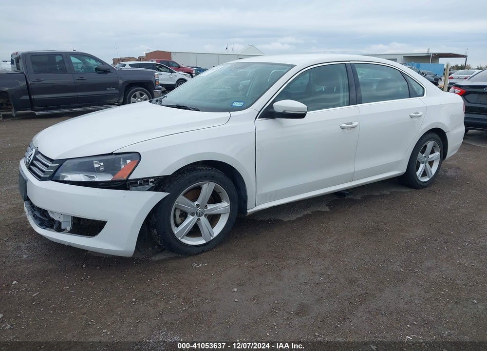 2014 VOLKSWAGEN PASSAT VIN: 1VWAT7A3XEC035399