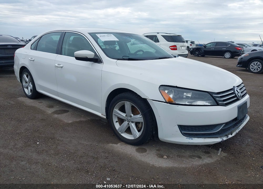 2014 VOLKSWAGEN PASSAT VIN: 1VWAT7A3XEC035399