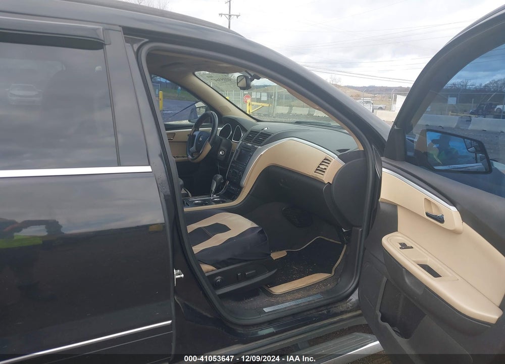 2011 CHEVROLET TRAVERSE LTZ VIN: 1GNKRLED4BJ133117