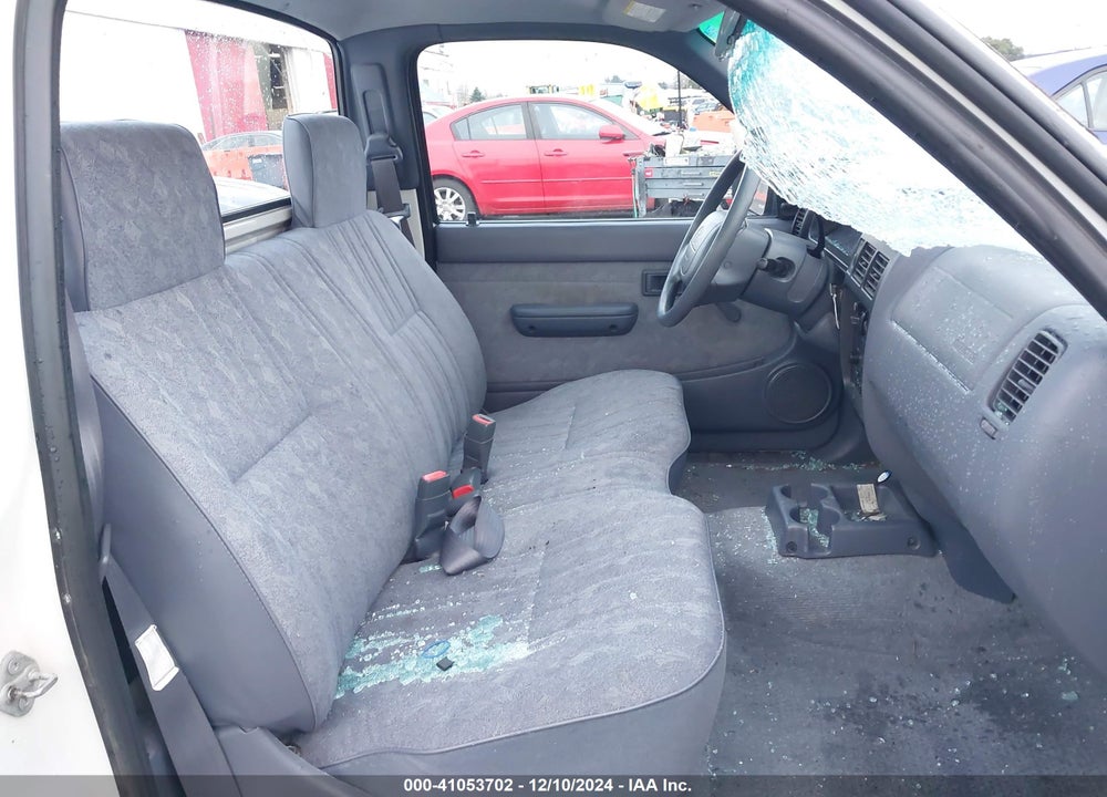 2000 TOYOTA TACOMA VIN: 4TANL42N1YZ599412