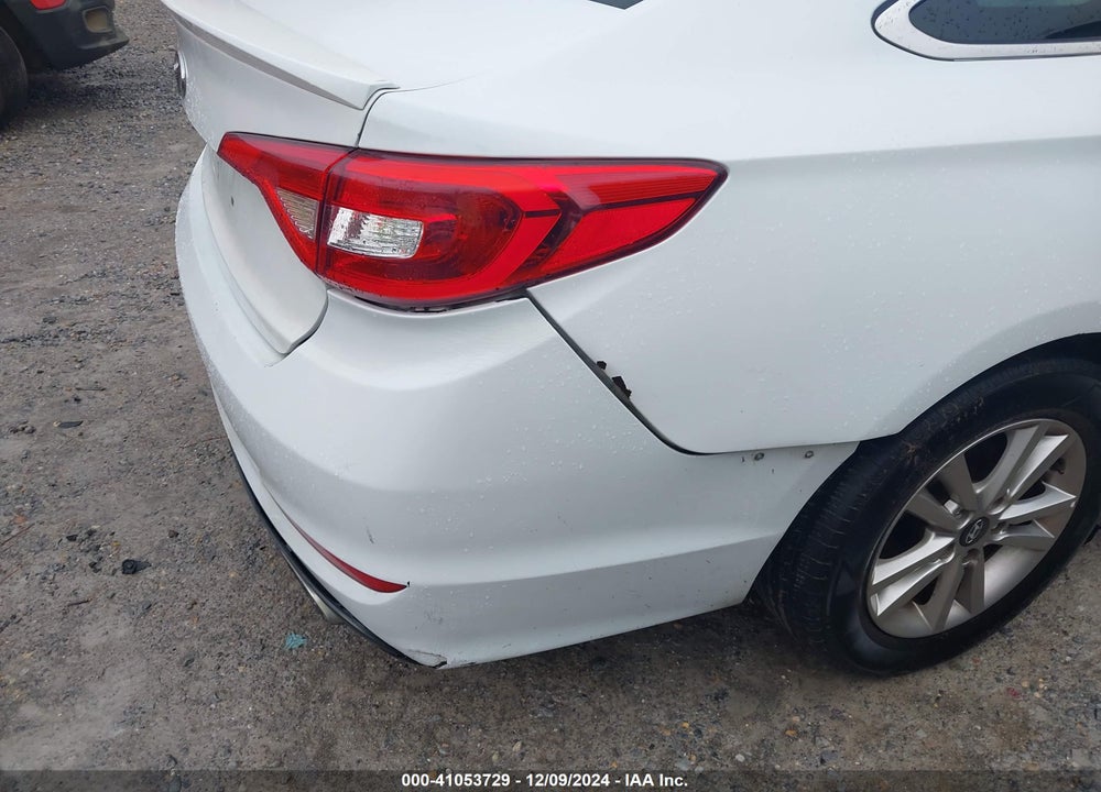 2017 HYUNDAI SONATA VIN: 5NPE24AF4HH565361