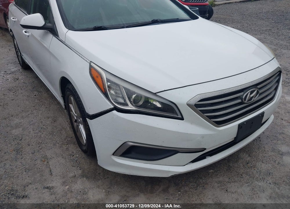 2017 HYUNDAI SONATA VIN: 5NPE24AF4HH565361