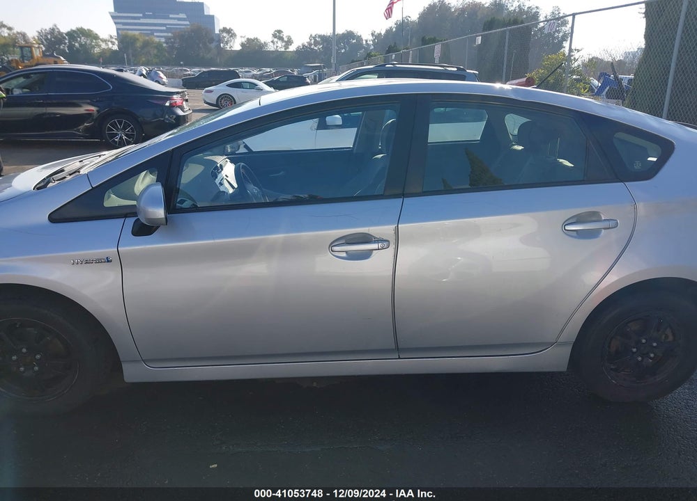 2013 TOYOTA PRIUS TWO VIN: JTDKN3DU5D0351338