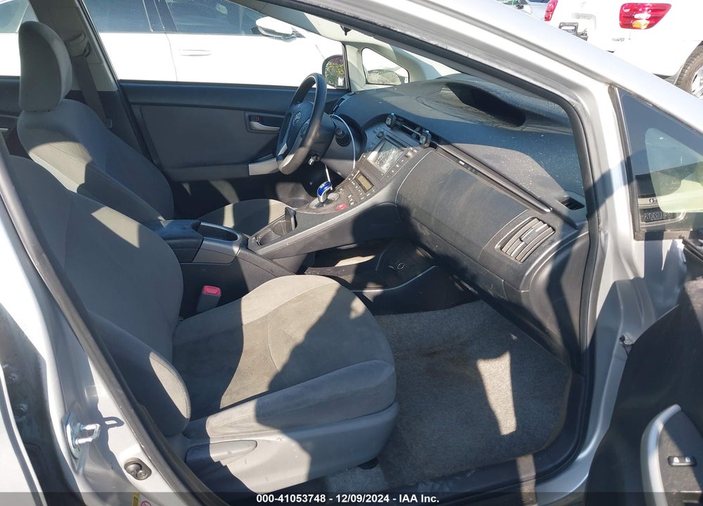 2013 TOYOTA PRIUS TWO VIN: JTDKN3DU5D0351338