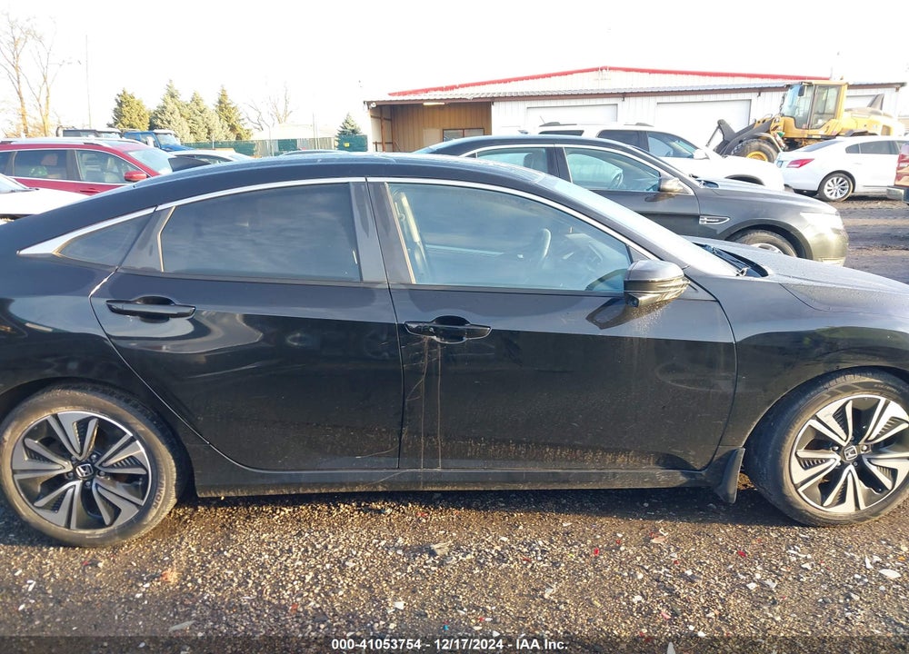 2018 HONDA CIVIC EX-L VIN: JHMFC1F79JX033047