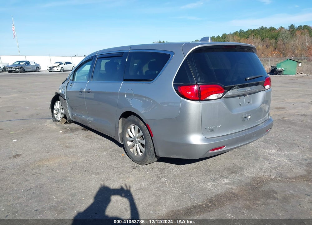 2017 CHRYSLER PACIFICA TOURING VIN: 2C4RC1DG1HR519085