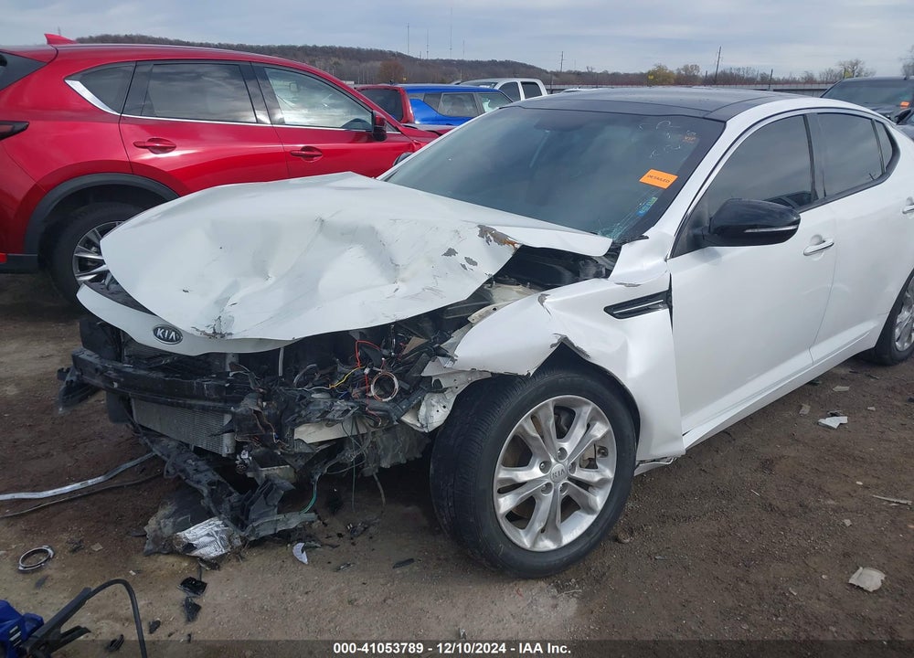 2011 KIA OPTIMA EX TURBO VIN: KNAGN4A62B5095352