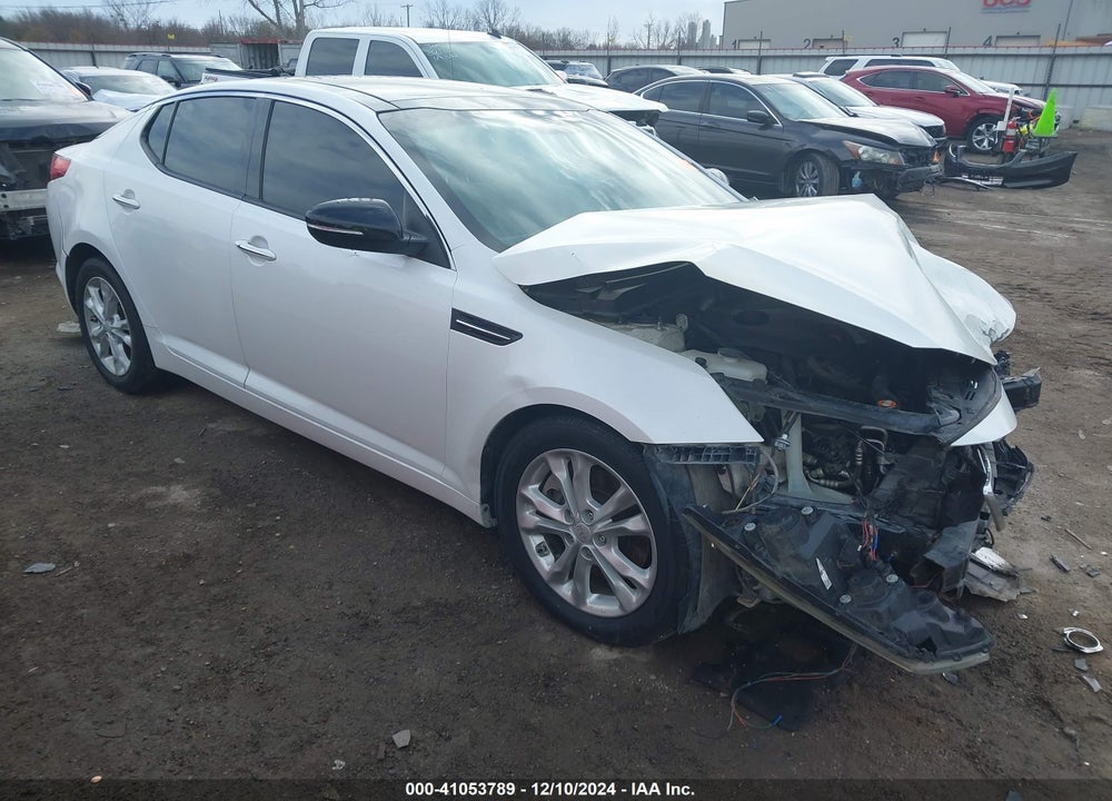 2011 KIA OPTIMA EX TURBO VIN: KNAGN4A62B5095352
