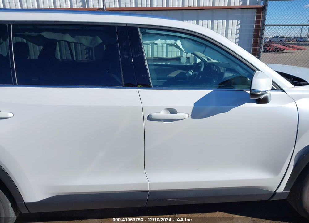2024 TOYOTA GRAND HIGHLANDER LIMITED VIN: 5TDAAAA51RS014842