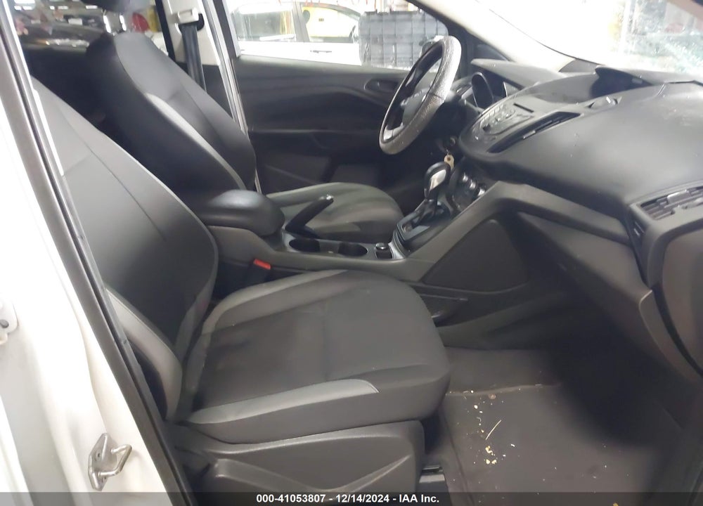 2015 FORD ESCAPE S VIN: 1FMCU0F74FUC29381