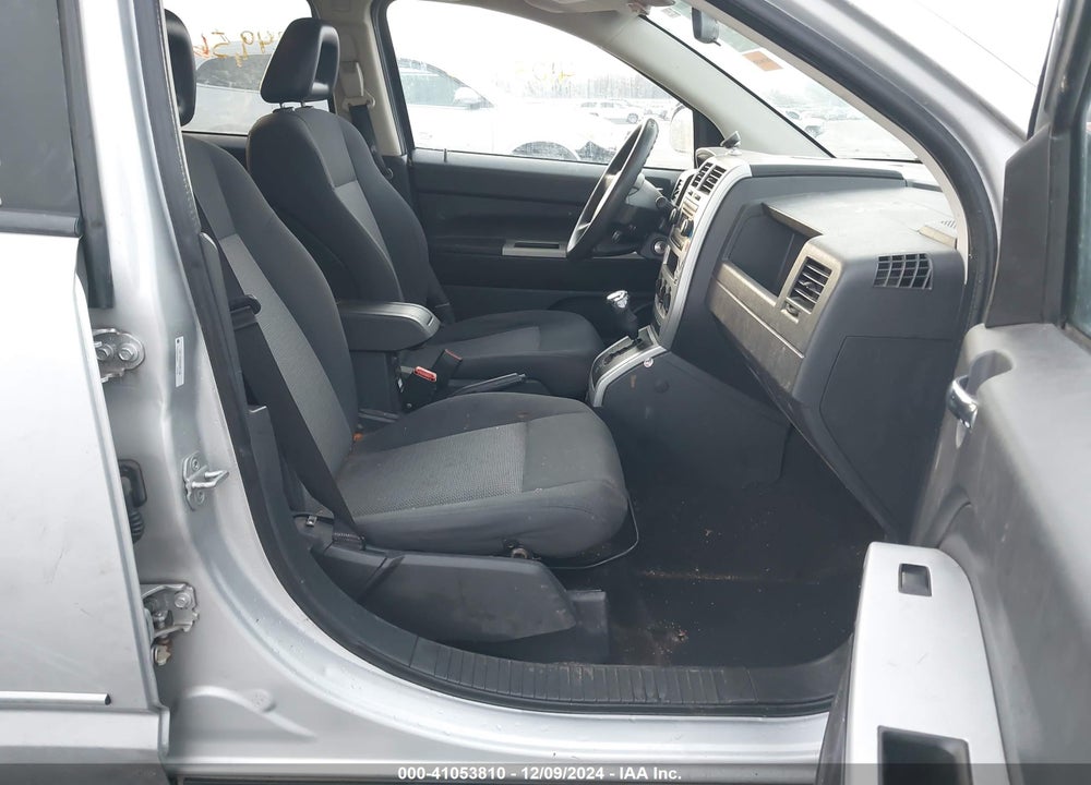 2008 JEEP COMPASS SPORT VIN: 1J8FT47W68D697240