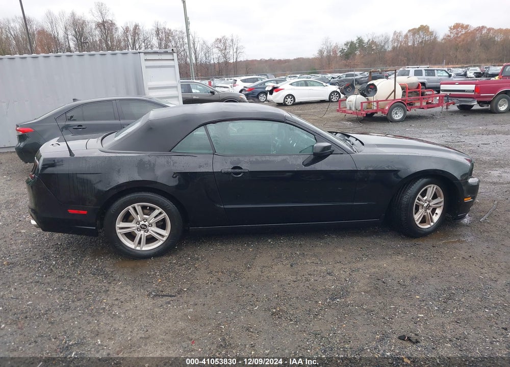 2014 FORD MUSTANG V6 VIN: 1ZVBP8EM0E5322529