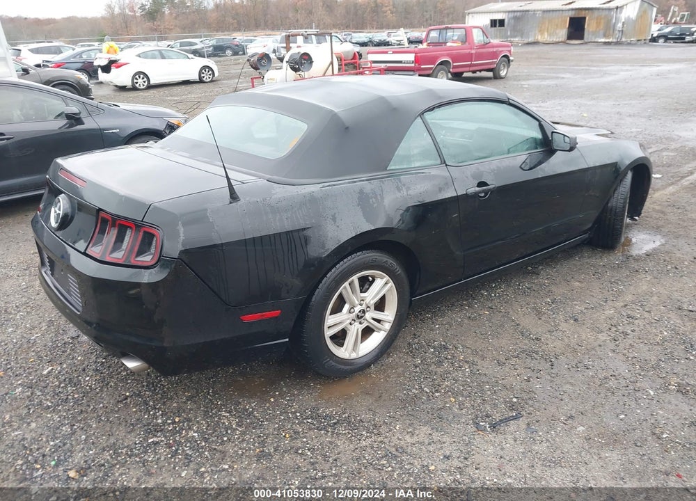2014 FORD MUSTANG V6 VIN: 1ZVBP8EM0E5322529