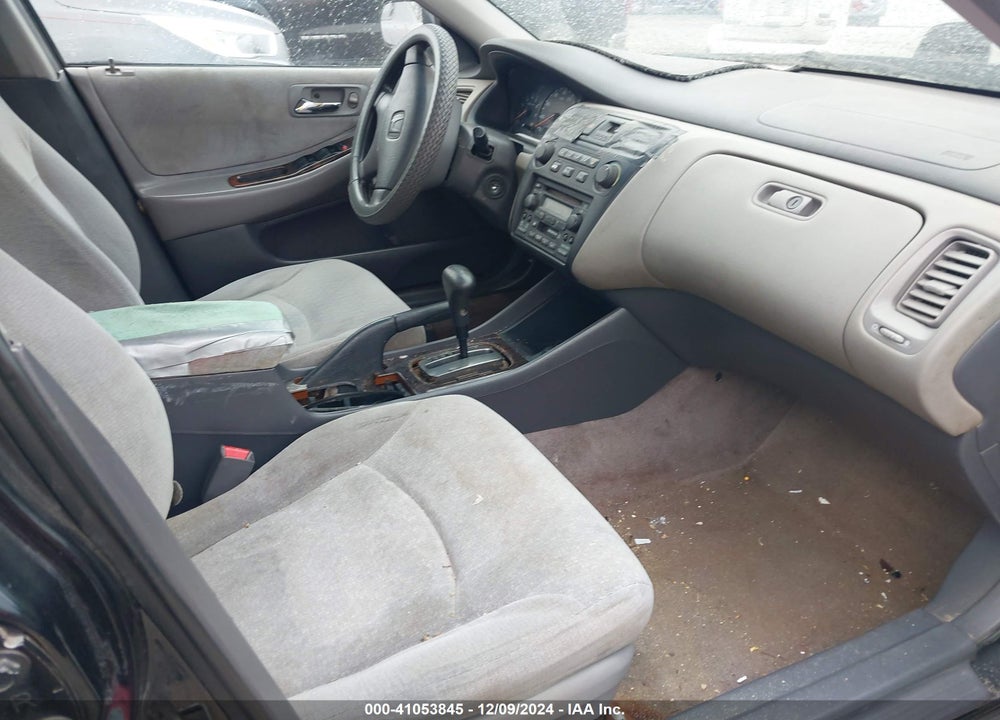 2002 HONDA ACCORD 2.3 EX/2.3 SE VIN: JHMCG66872C026653