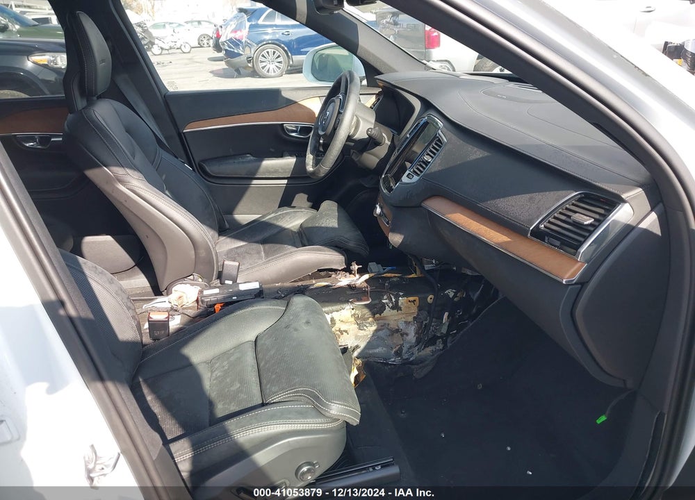 2020 VOLVO XC90 HYBRID T8 INSCRIPTION 6 PASSENGER VIN: YV4BR00L5L1586540