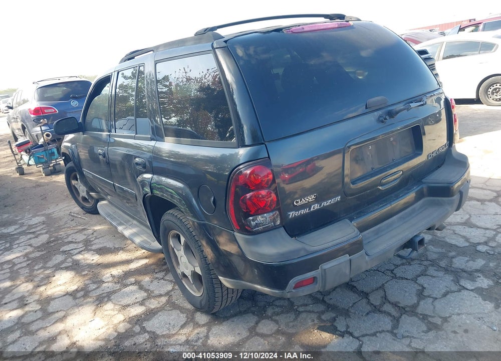 2004 CHEVROLET TRAILBLAZER LT VIN: 1GNDS13S942377734