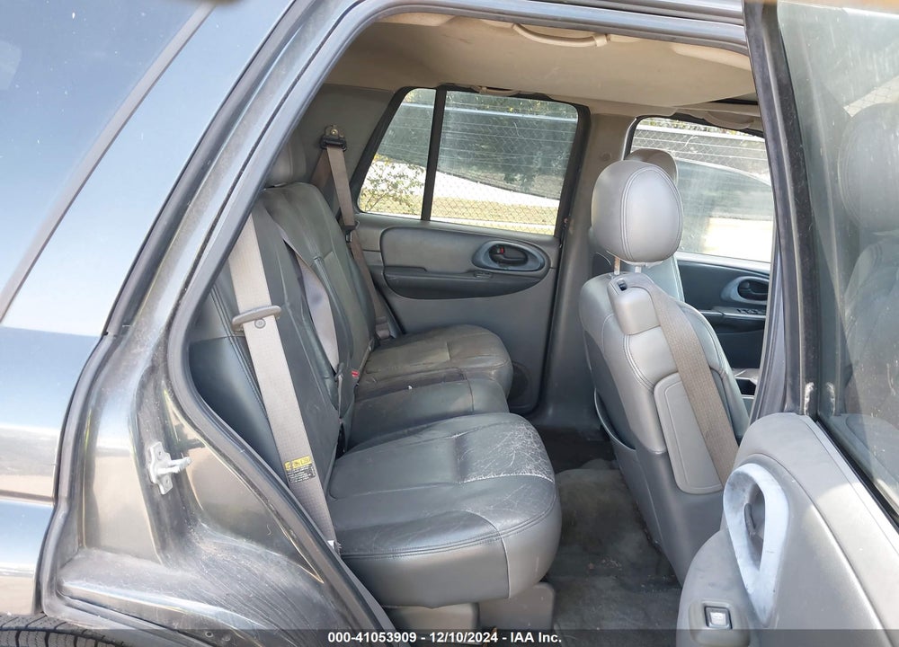 2004 CHEVROLET TRAILBLAZER LT VIN: 1GNDS13S942377734