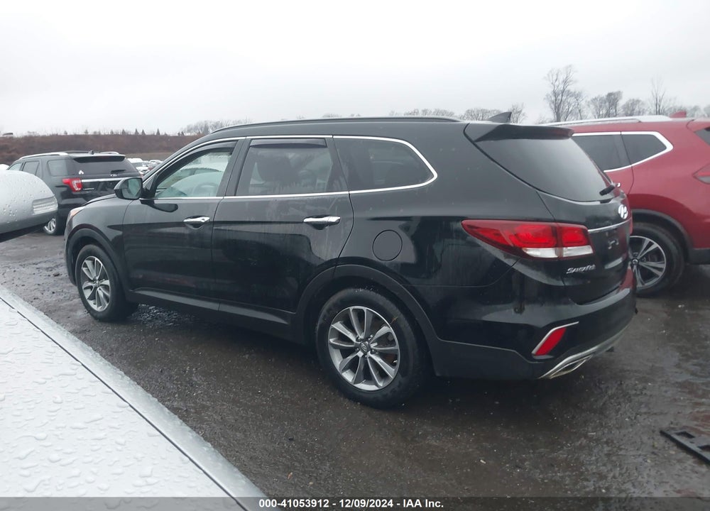 2017 HYUNDAI SANTA FE SE VIN: KM8SMDHF7HU225481