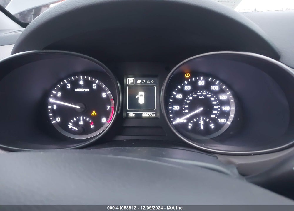 2017 HYUNDAI SANTA FE SE VIN: KM8SMDHF7HU225481