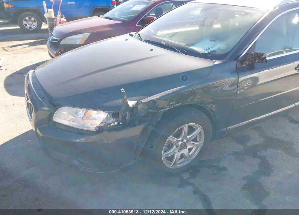 2010 VOLVO V70 3.2/3.2 R-DESIGN VIN: YV1982BW9A1125887