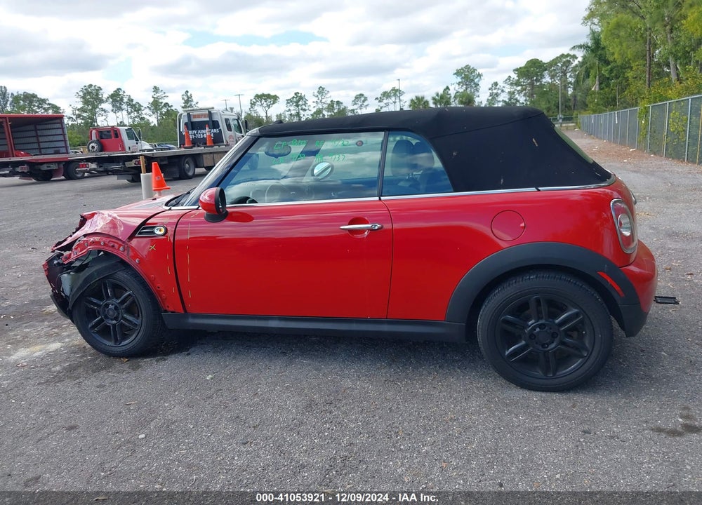 2014 MINI CONVERTIBLE COOPER VIN: WMWZN3C56ET861056