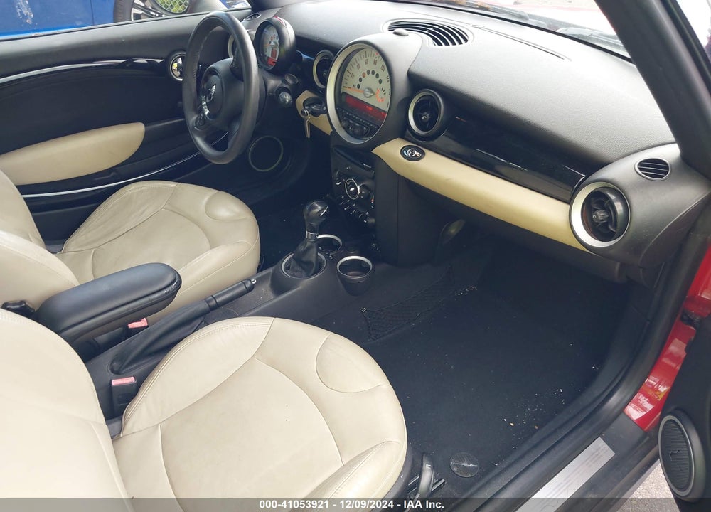 2014 MINI CONVERTIBLE COOPER VIN: WMWZN3C56ET861056