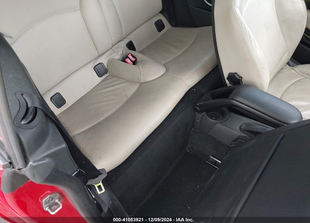 2014 MINI CONVERTIBLE COOPER VIN: WMWZN3C56ET861056
