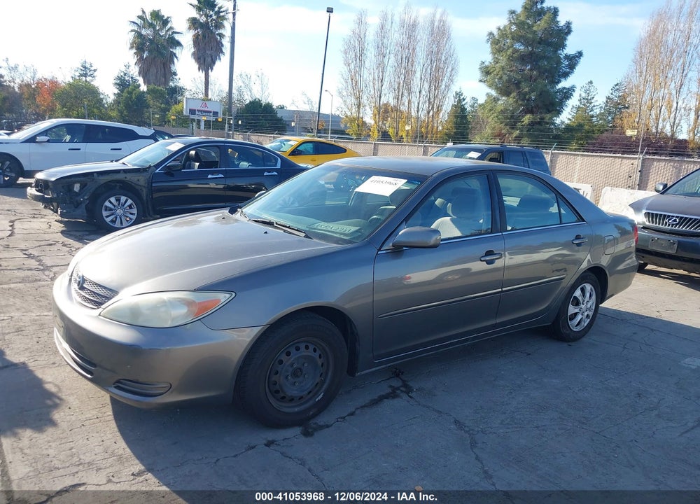 2002 TOYOTA CAMRY LE VIN: JTDBE30K020114368
