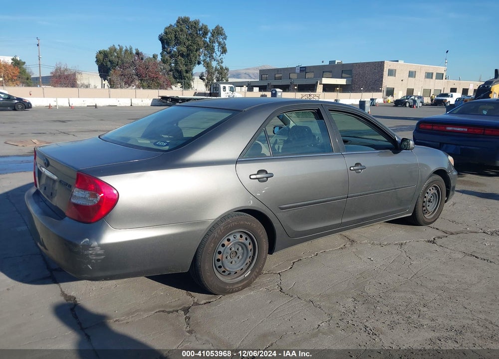 2002 TOYOTA CAMRY LE VIN: JTDBE30K020114368