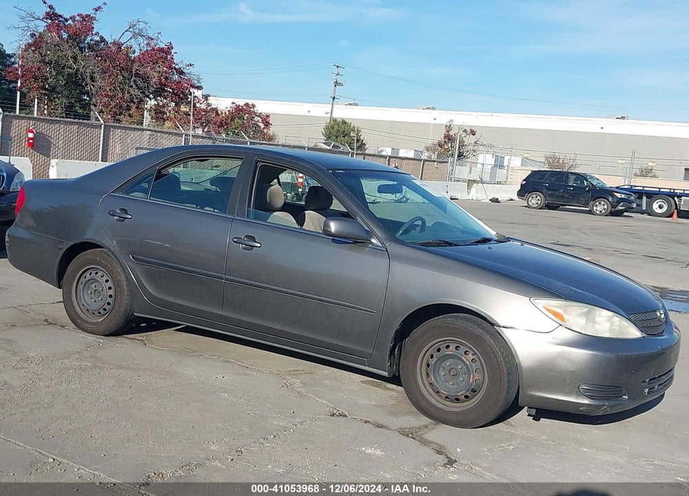 2002 TOYOTA CAMRY LE VIN: JTDBE30K020114368