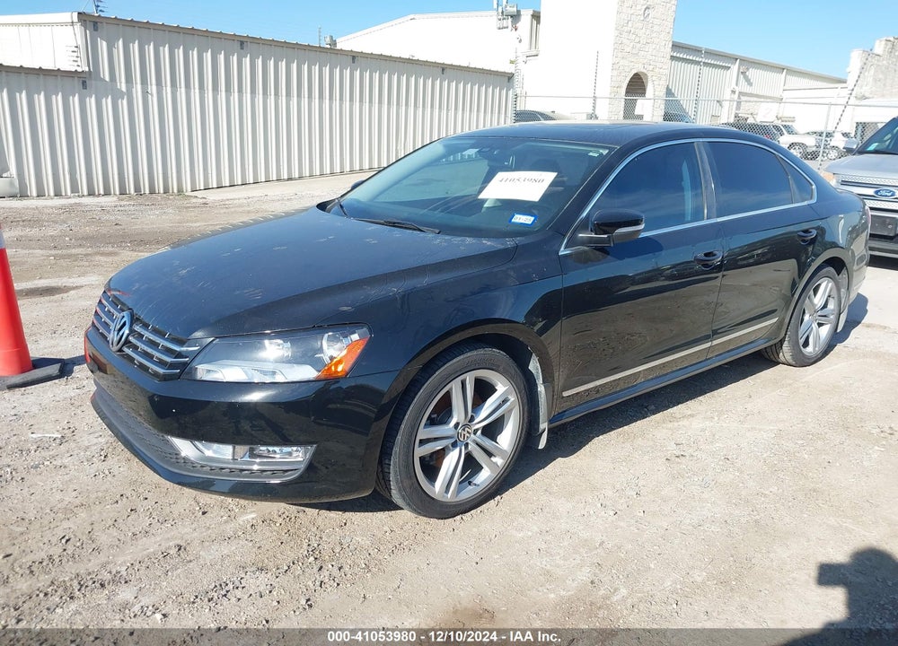 2013 VOLKSWAGEN PASSAT VIN: 1VWCN7A34DC030247