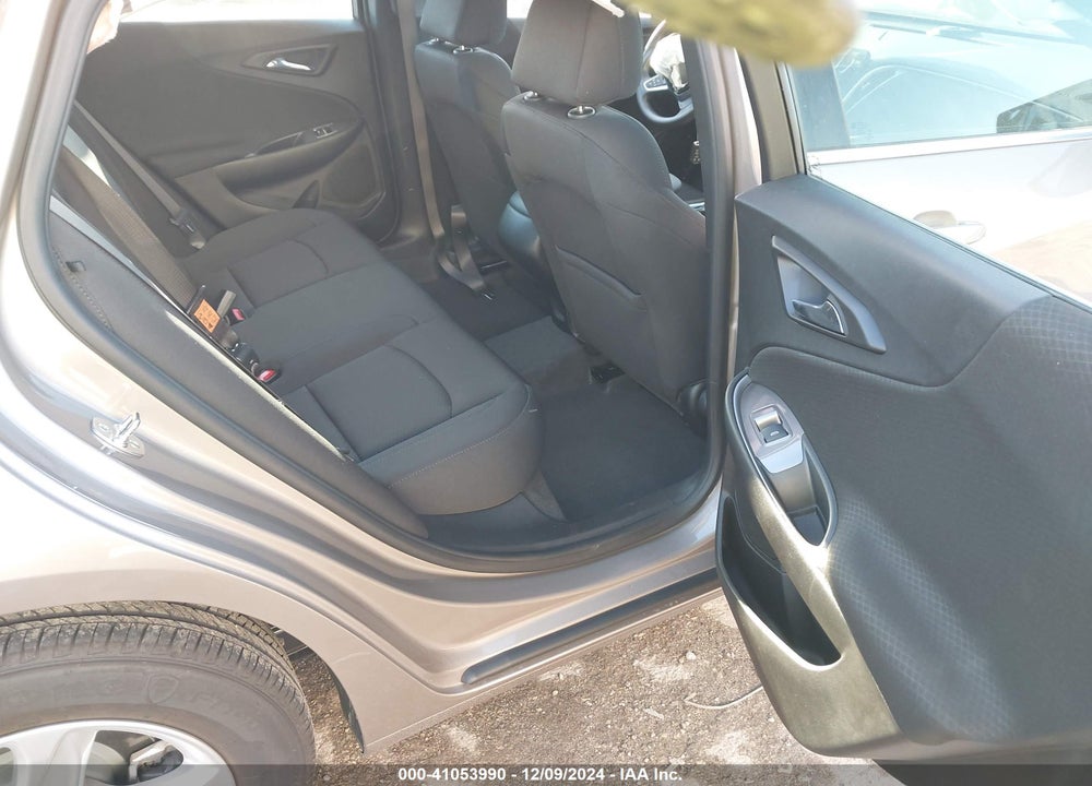 2025 CHEVROLET MALIBU VIN: 1G1ZB5ST4SF101301