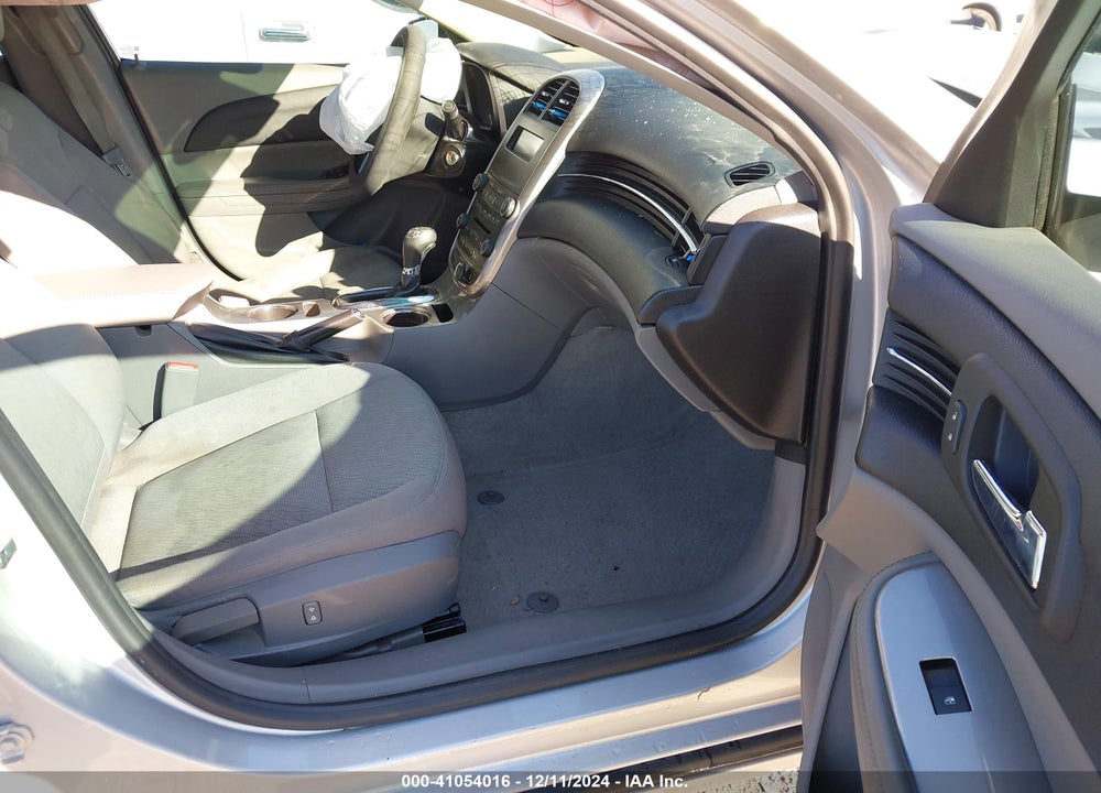 2014 CHEVROLET MALIBU 1LS VIN: 1G11B5SL2EF170196