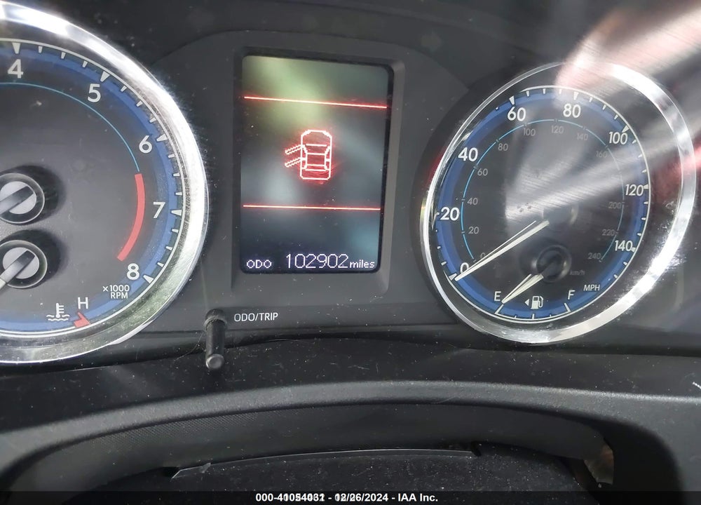 2019 TOYOTA COROLLA LE VIN: 2T1BURHE0KC242779
