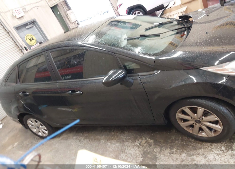 2011 FORD FIESTA SE VIN: 3FADP4BJ8BM124484