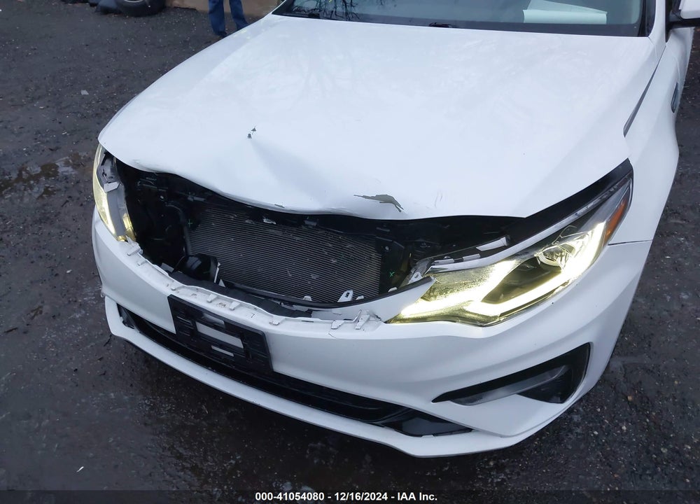 2020 KIA OPTIMA VIN: 5XXGT4L30LG407841