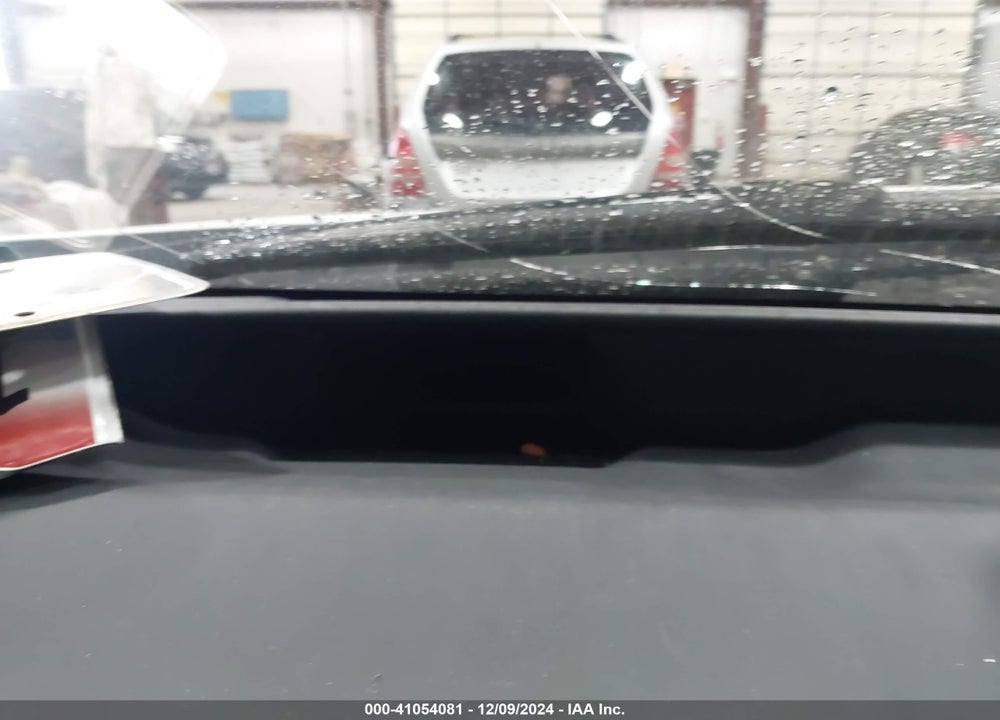 2008 TOYOTA PRIUS TOURING VIN: JTDKB20U383395979