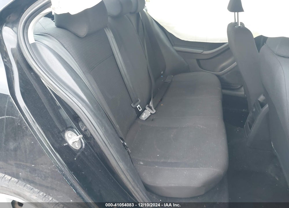2016 VOLKSWAGEN JETTA VIN: 3VW267AJ2GM348796