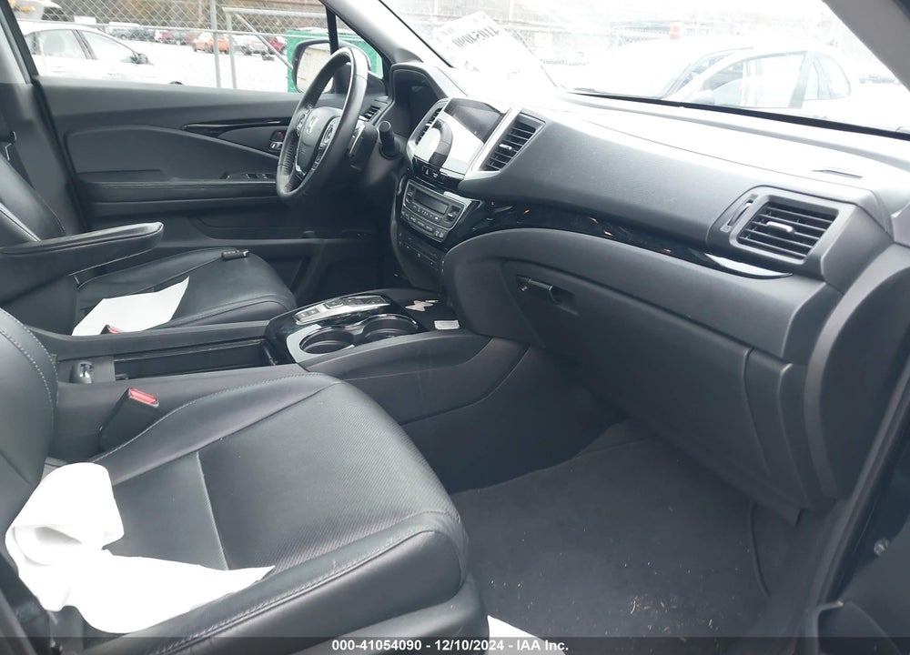 2018 HONDA PILOT ELITE VIN: 5FNYF6H0XJB006707