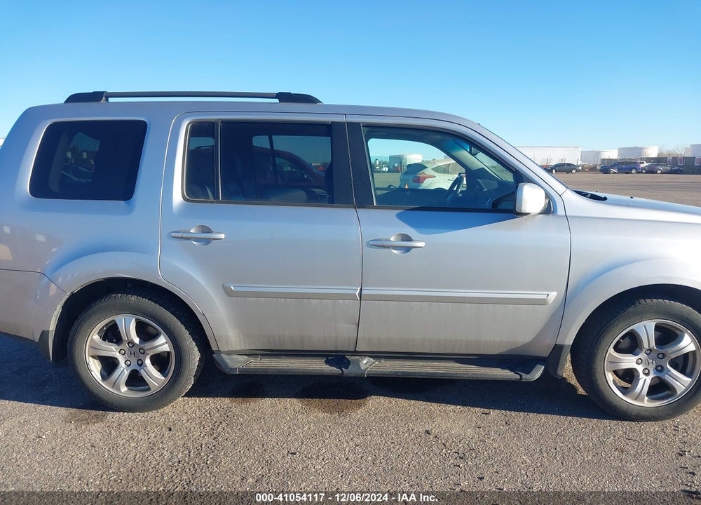 2013 HONDA PILOT EX-L VIN: 5FNYF4H51DB050700