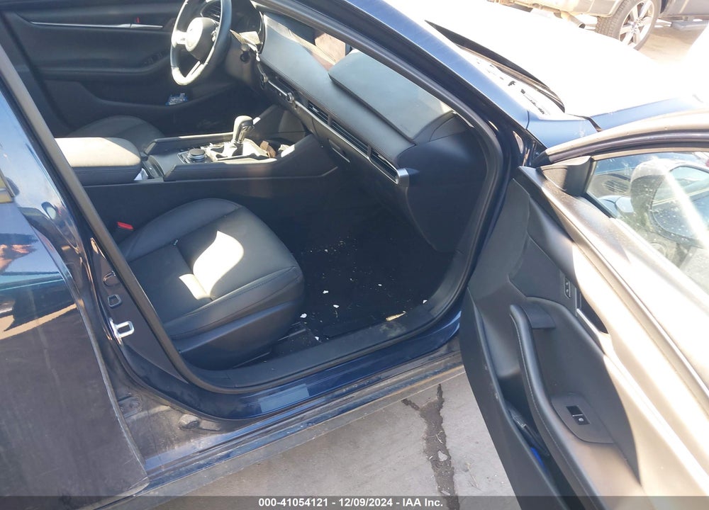 2023 MAZDA MAZDA3 VIN: 3MZBPABM7PM373681