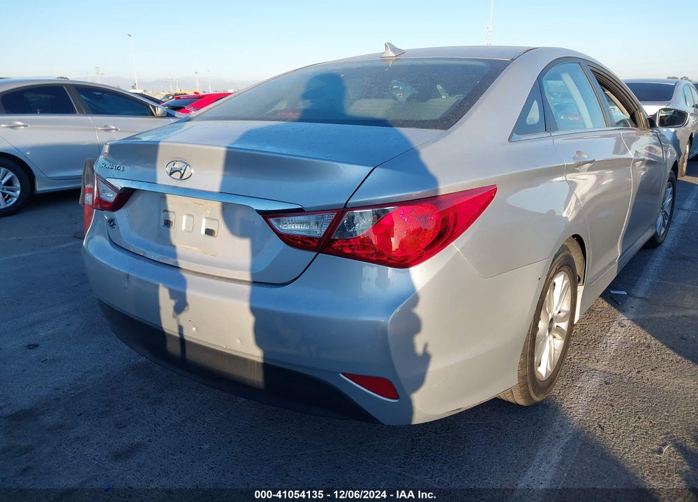 2014 HYUNDAI SONATA VIN: 5NPEB4AC1EH864405