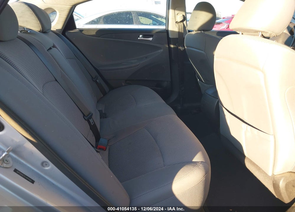 2014 HYUNDAI SONATA VIN: 5NPEB4AC1EH864405